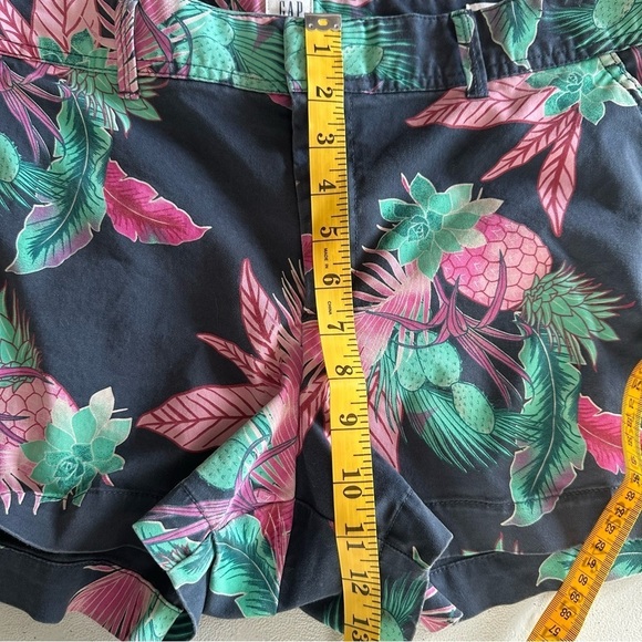 Gap tropical women’s shorts - Picture 6 of 10